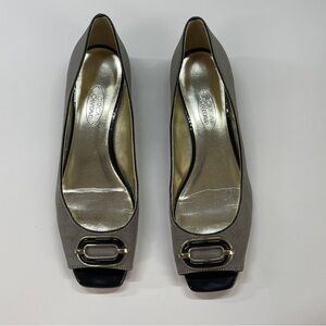 Joan &‎ David Circa Women’s Black Gold Peep Toe Flats Shoes Size 8.5